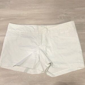 Lilly Pulitzer White High Waist Stretch Pocket Shorts